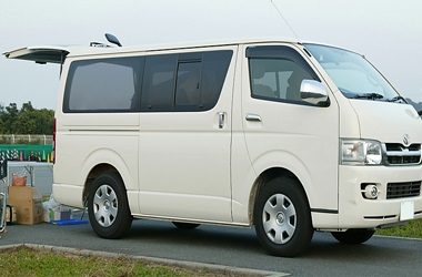 Short_hire_Toyota_Hiace